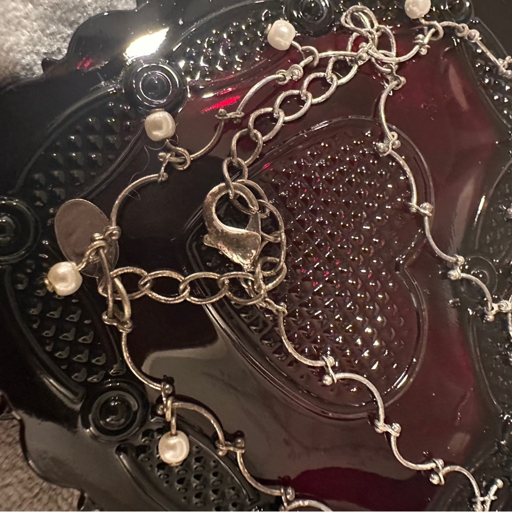 Vintage Liz Claiborne pearl and silver-tone necklace - Picture 8 of 9